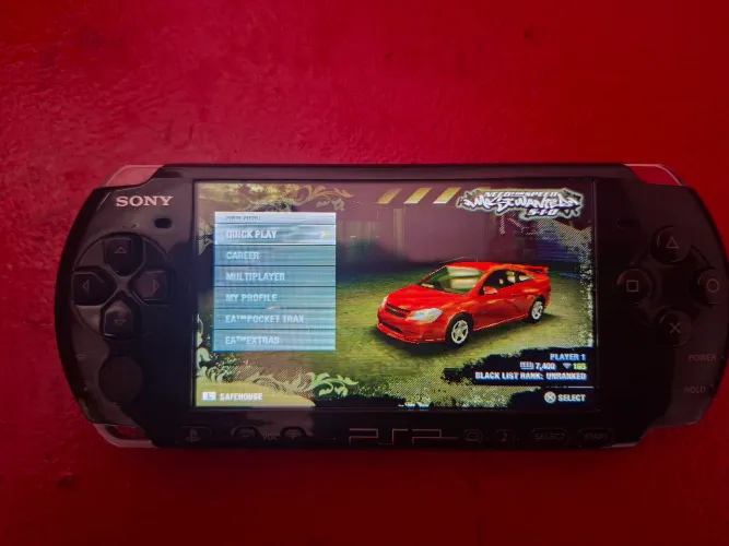 Vendo PSP 3010 desbloqueado