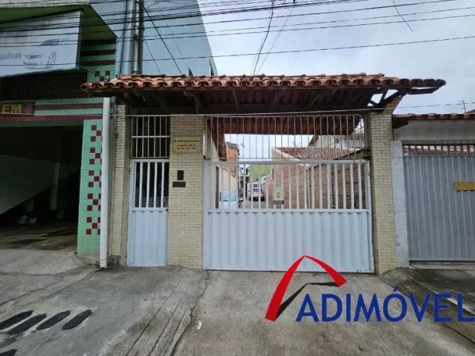 Casa Triplex em Santa Luíza! Com 4 Quartos, 1 Suíte, 1 Vaga, 180m².