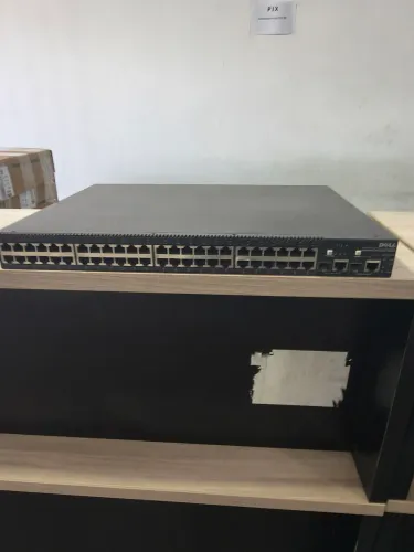 Switch de Rede Dell Power Connect 3348 ( usado )<br>R$ 470,00