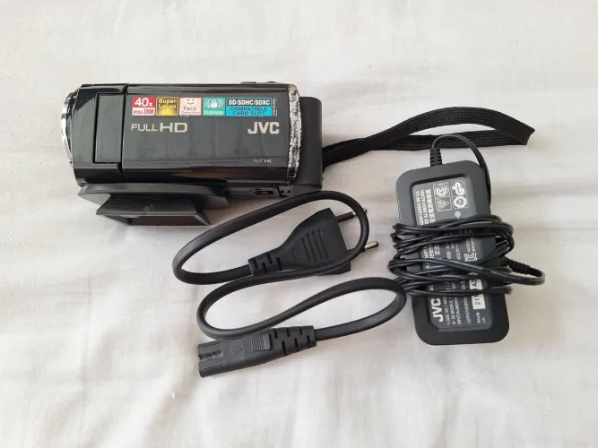 Filmadora JVC