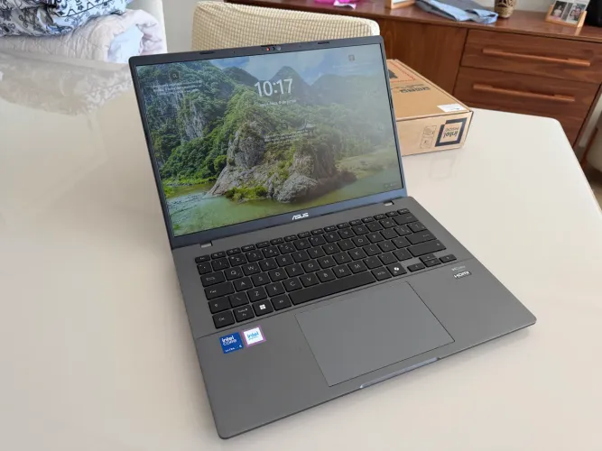 Notebook ASUS Vivobook IA PC S14 S3407CA Intel Core Ultra 5 225H 16GB Ram