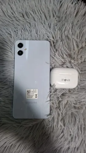 Samsung A05 semi novo