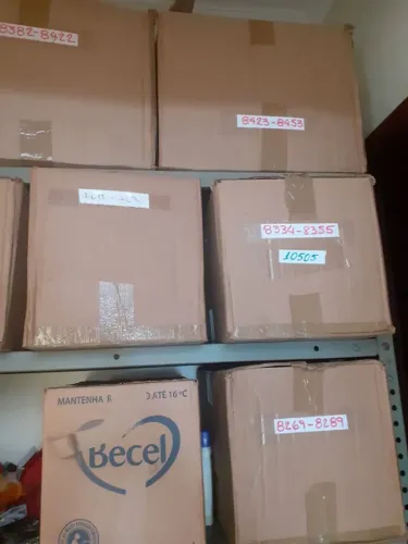 Lote com 4000 livros de títulos variados, todos os assuntos