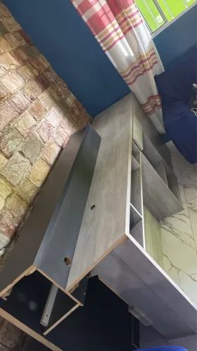 BALCÃO DE LOJA , 2,50 de comprimento  Largura 53 centímetros  Altura 90