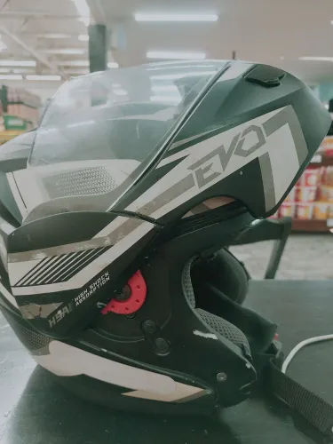 Capacete