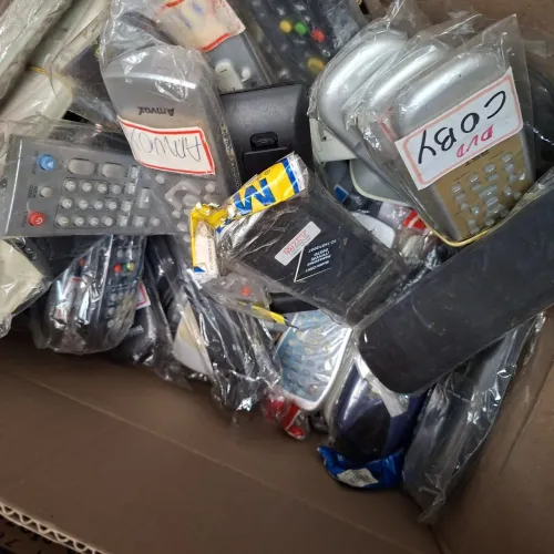 Mais de 1.000 controles para TVs