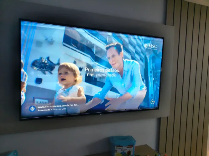 Tv 65 Sony defeito na tela