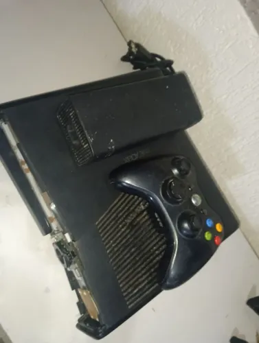 Xbox 360 slim 