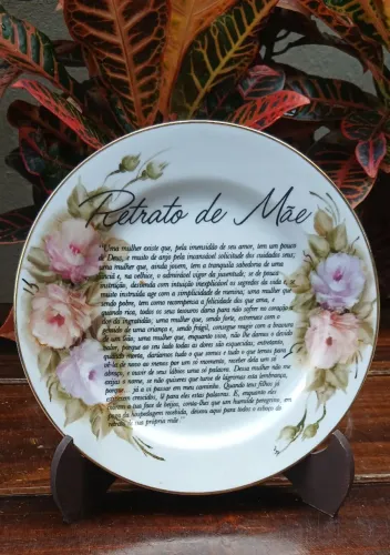 Prato decorativo pintado à mão