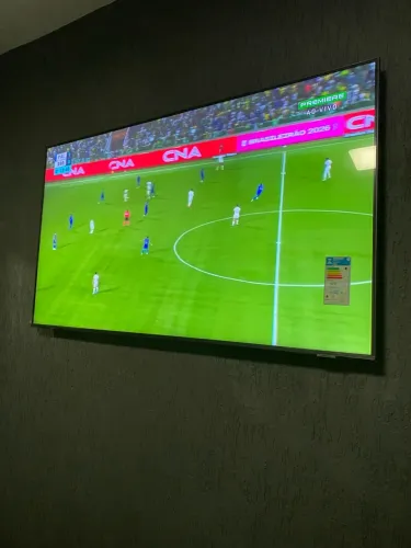 Tv smart Samsung 55 polegadas crystal c/ Xbox e Alexa integrado
