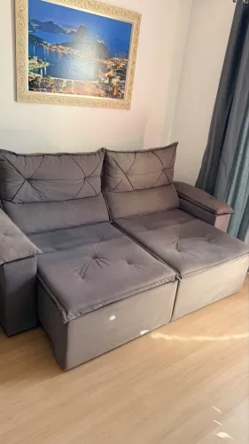 Sofá seminovo