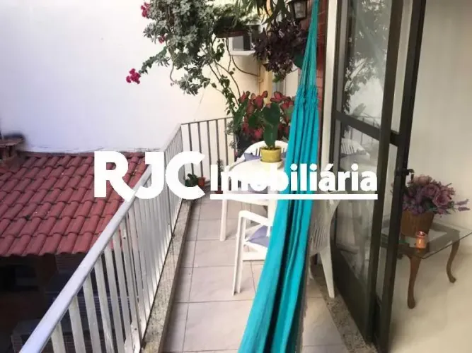 Apartamento para venda tem 50 metros quadrados com 2 quartos em Tijuca - Rio de Janeiro -