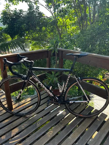 Bicicleta cannondale speed caad 