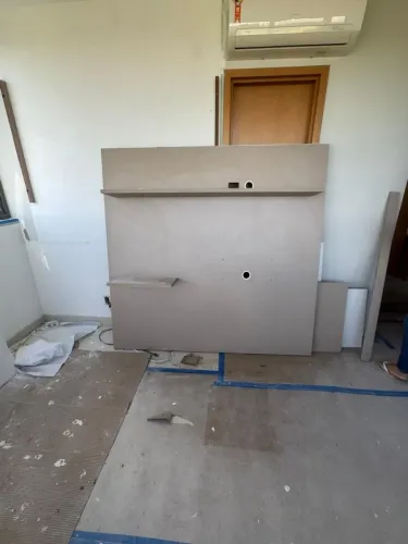 PAINEL EM MDF