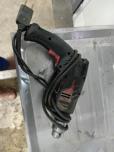 Furadeira de Impacto 1/2" Skil 6555 570W com Chave 220V