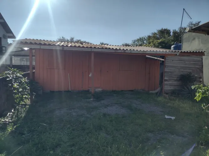 Casa de madeira pra retirar