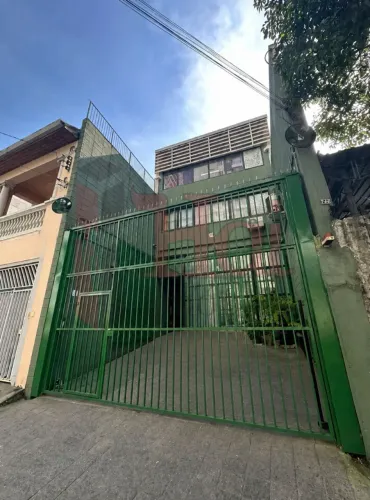 Prédio Comercial à Venda no Bom Retiro com 750 m²