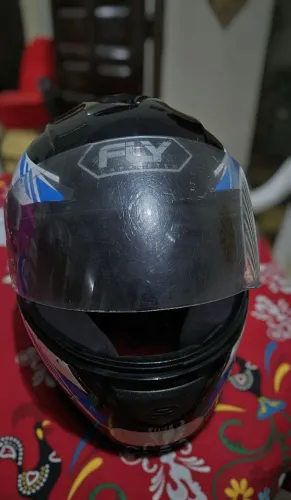 CAPACETE FLY