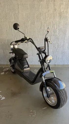 Scooter elétrica Moto-Cehfe Ciclomotor S8 3.000w