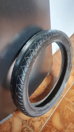Pneu vipal para moto 