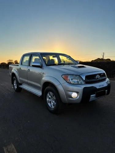 Toyota Hilux CD SRV D4-d 4X4 3.0 TDI Diesel AUT 2008