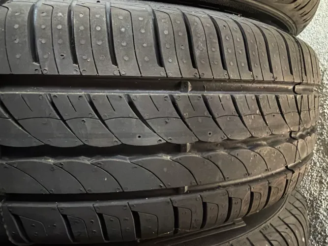 Pneu aro 15 Pirelli cinturato p1 185/60/15 novo
