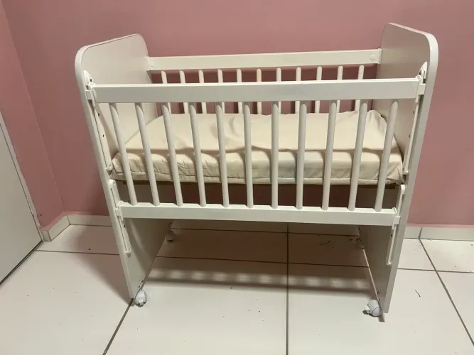 Mini berço com colchão 