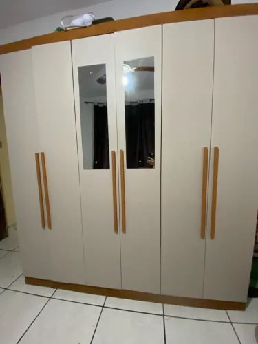 Vendo guarda roupa