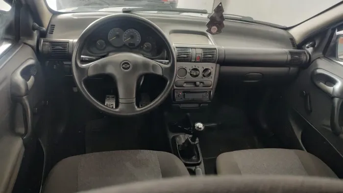 Chevrolet Corsa SED Class.life 1.0/1.0 Flexpower (álcool) 2006