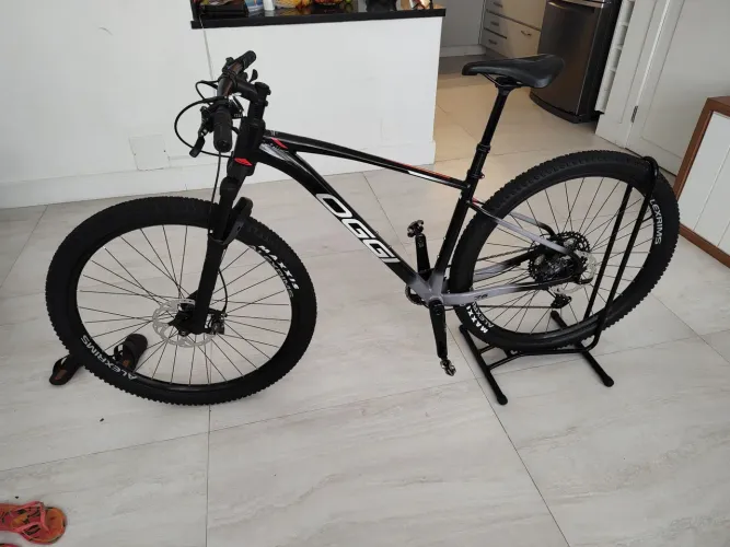 Bicicleta Oggi 7.6 M