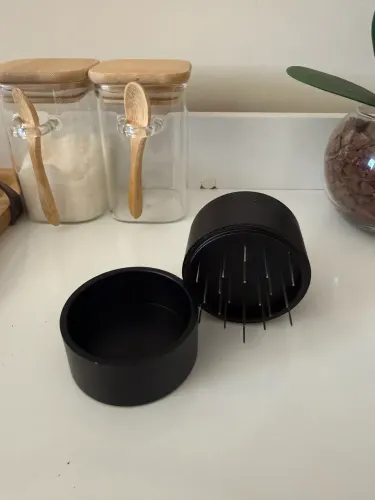 Distribuidor/Nivelador de Café Espresso Preto