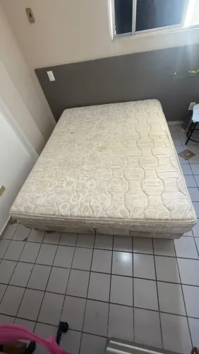 Cama box de casal 
