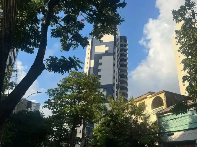 Imóvel para venda tem 160 metros quadrados com 3 quartos em Graças - Recife - PE