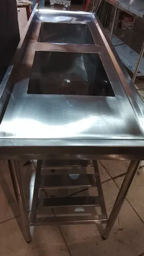 Só bancadas com cubas