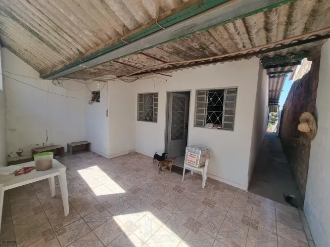 Casa para Venda em Brasília, Vila São José (Vicente Pires), 2 dormitórios, 1 suíte, 2 banh
