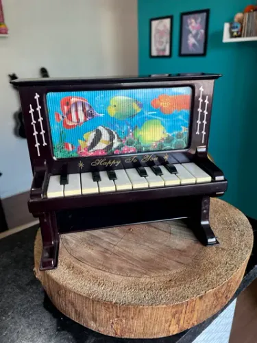Mini Piano de Brinquedo - Usado e Funcionando (Sem tampa transeira)