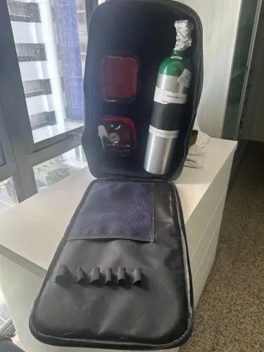 Kit primeiro socorros 