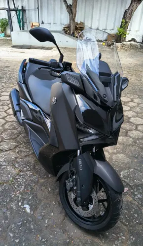 Yamaha XMAX 250 Connected 2025 - 909 km - Único Dono