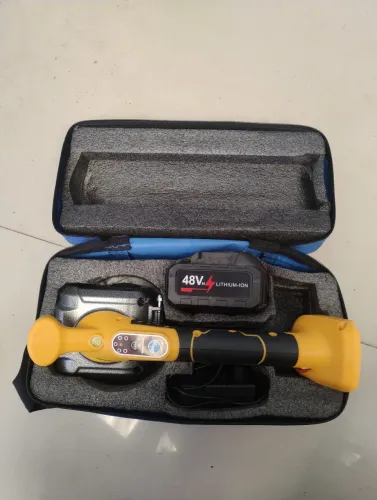 Máquina de acentar piso profissional com bateria 