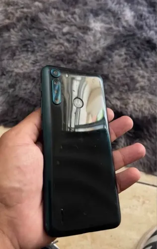 Motorola One Fusion 128GB - Bateria 5000mAh + Câmera Quádrupla (Impecável)