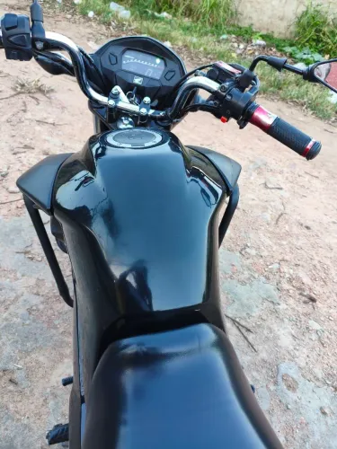 VENDE-SE 