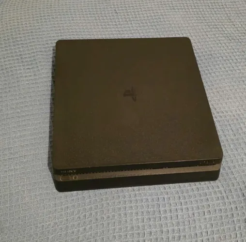 PS4 - PlayStation 4
