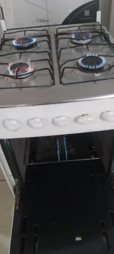 Fogão esmaltec funcionando perfeitamente (Guarapari)