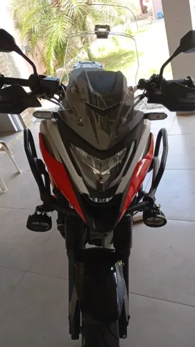 Vendo Honda NC 750 2022 segundo dono manual cópia de chave