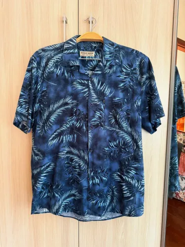 Camisa Beagle floral azul M