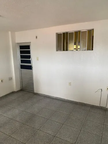 Alugo excelente apartamento 2 quarto no Antônio Bezerra 
