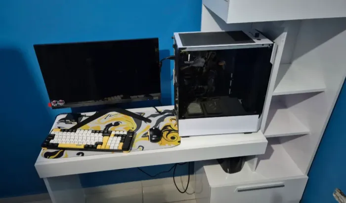 PC Gamer Ryzer5 5600 16gb ram + Monitor Samsung 24"