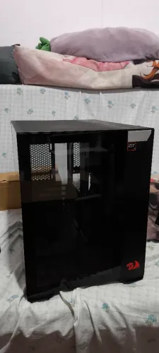 Gabinete Lian Li O11 Mini Redragon Spec