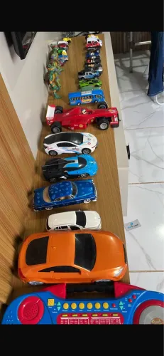 Carros brinquedo