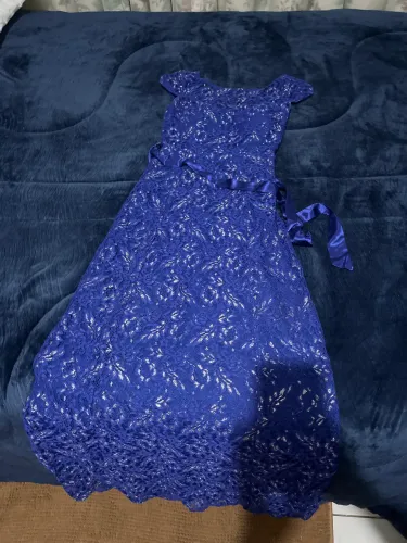 Vestido azul marinho com detalhes prata com bojo veste tamanho p